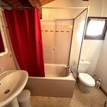 Agreable Mitoyen 8 Couchages Sur Pyrenees 2000 Villa *